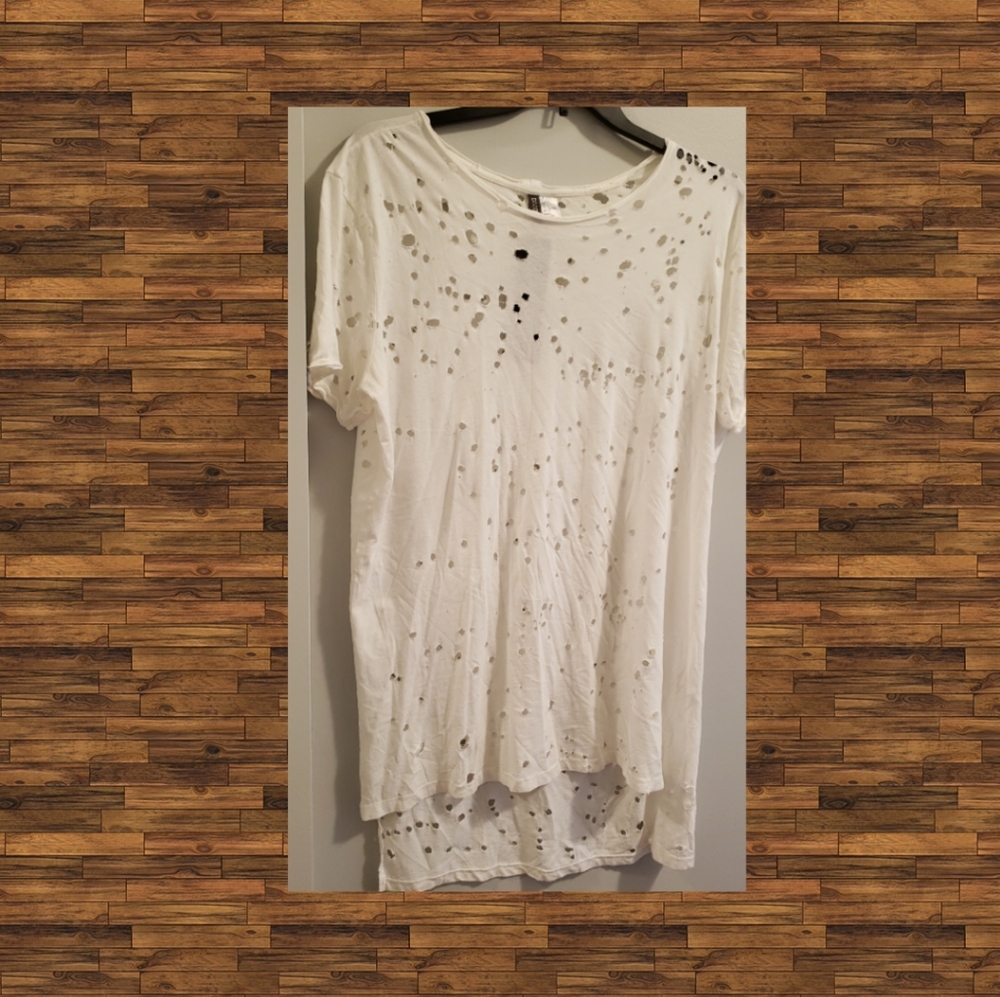 H&M Hole Patterned White Tshirt